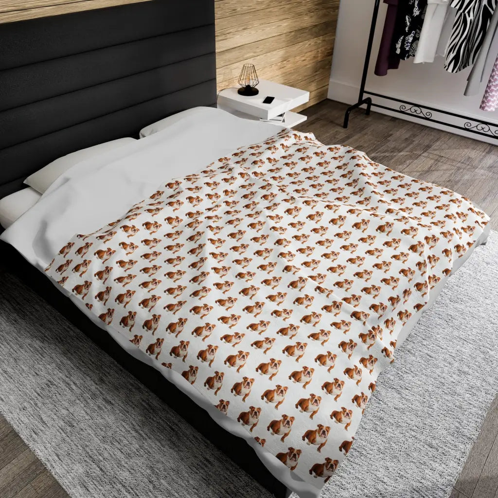 Realistic Bulldog Haven Plush Velveteen Blanket - Cozy